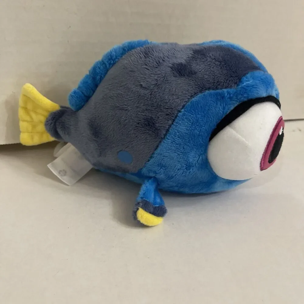 Disney  Dory 8